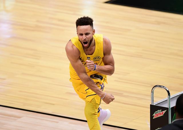 哈登受邀参加NBA明星周末，将与库里对决三分大赛