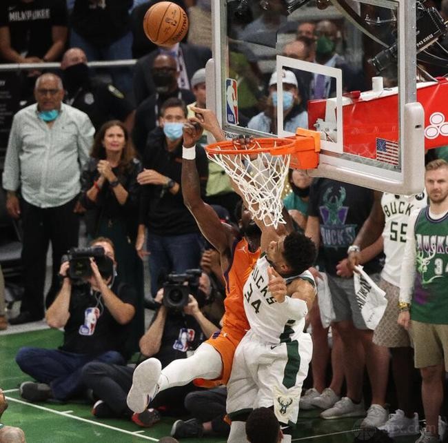NBA总决赛第三场骑士主场取胜，将比分扳平